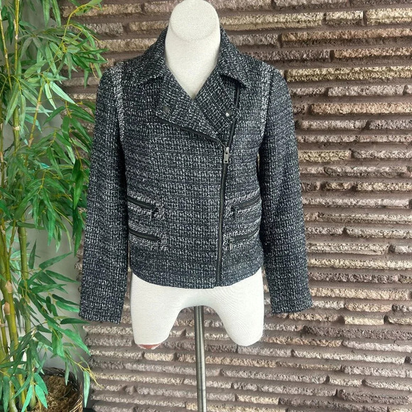 Banana Republic Jackets & Blazers - Banana Republic Dark Navy Tweed Side Zip Blazer Size 10